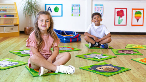 Zoo Conservation™ 30 Mini Placement Carpets with Holdall-Classroom Packs, Kit For Kids, Mats, Mats & Rugs, Nature Sensory Room, Rugs, Sit Mats, Square, World & Nature-Learning SPACE